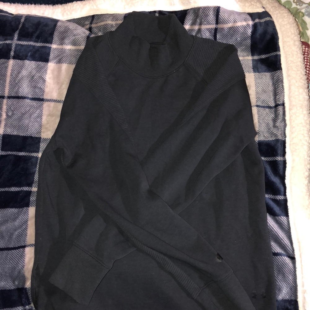 Under armor long sleeve